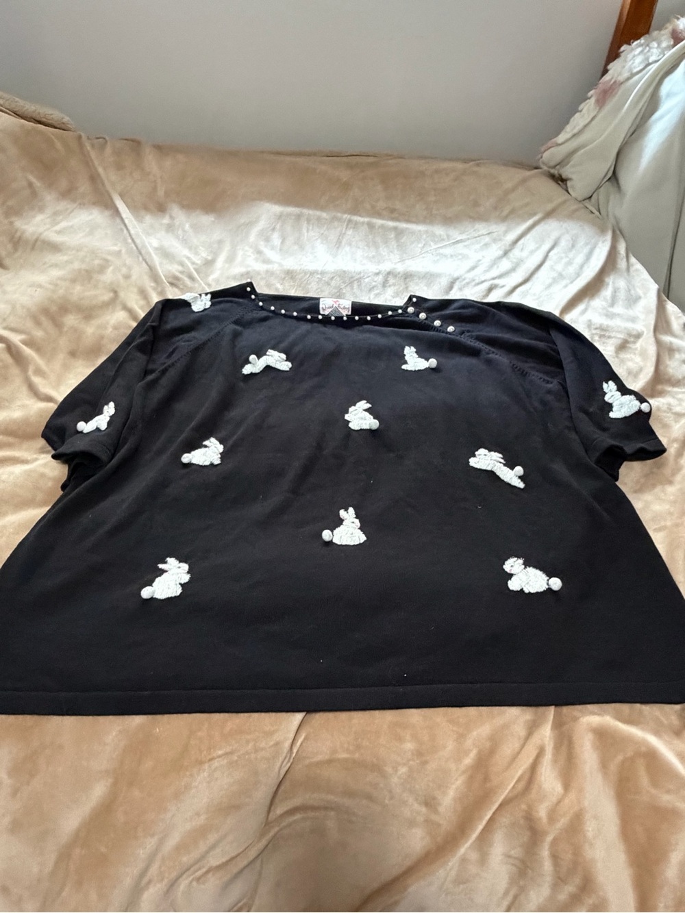 Quacker Factory Black Sweater Top with White Bunny Appliqués Women’s 2X